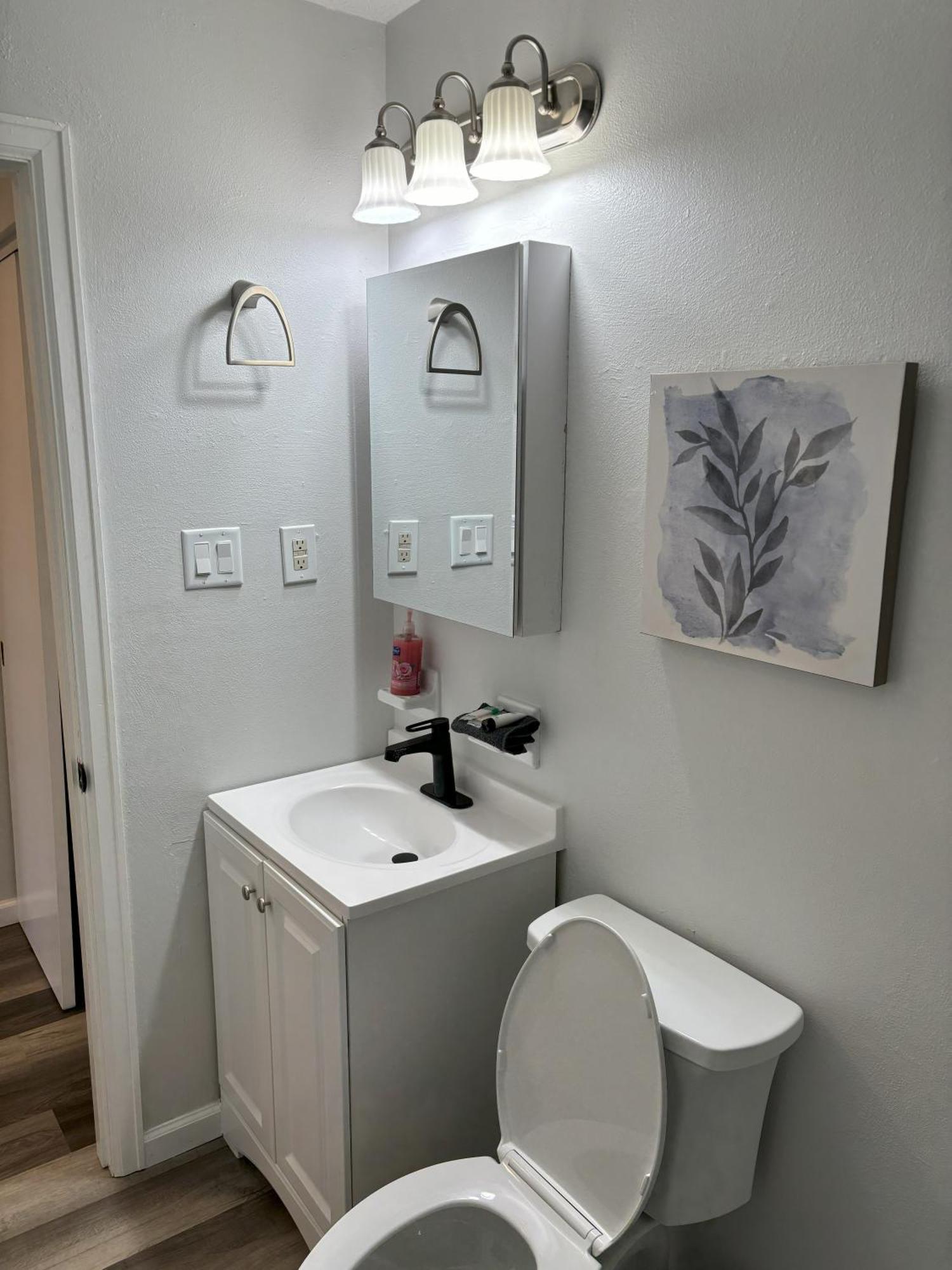Peaceful Park 2 Bedroom Remodeled Family Suite Granite City 외부 사진